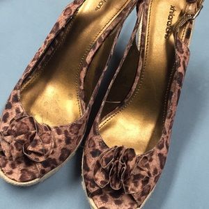 Leopard style wedges